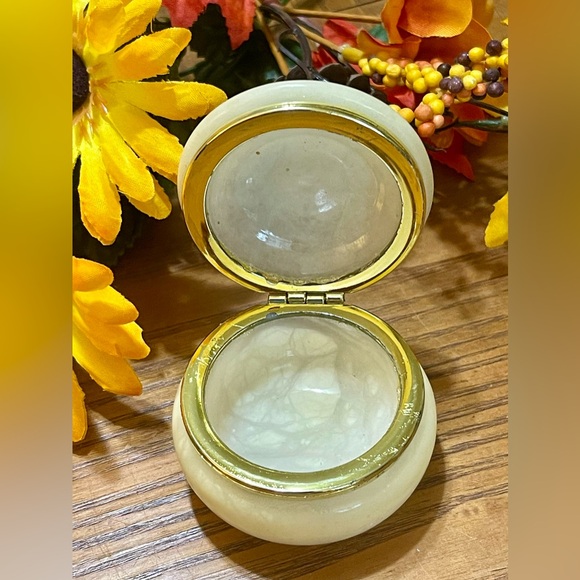 Vintage 1990s Alabaster Trinket Box - Roma - Colosseo - Picture 6 of 6